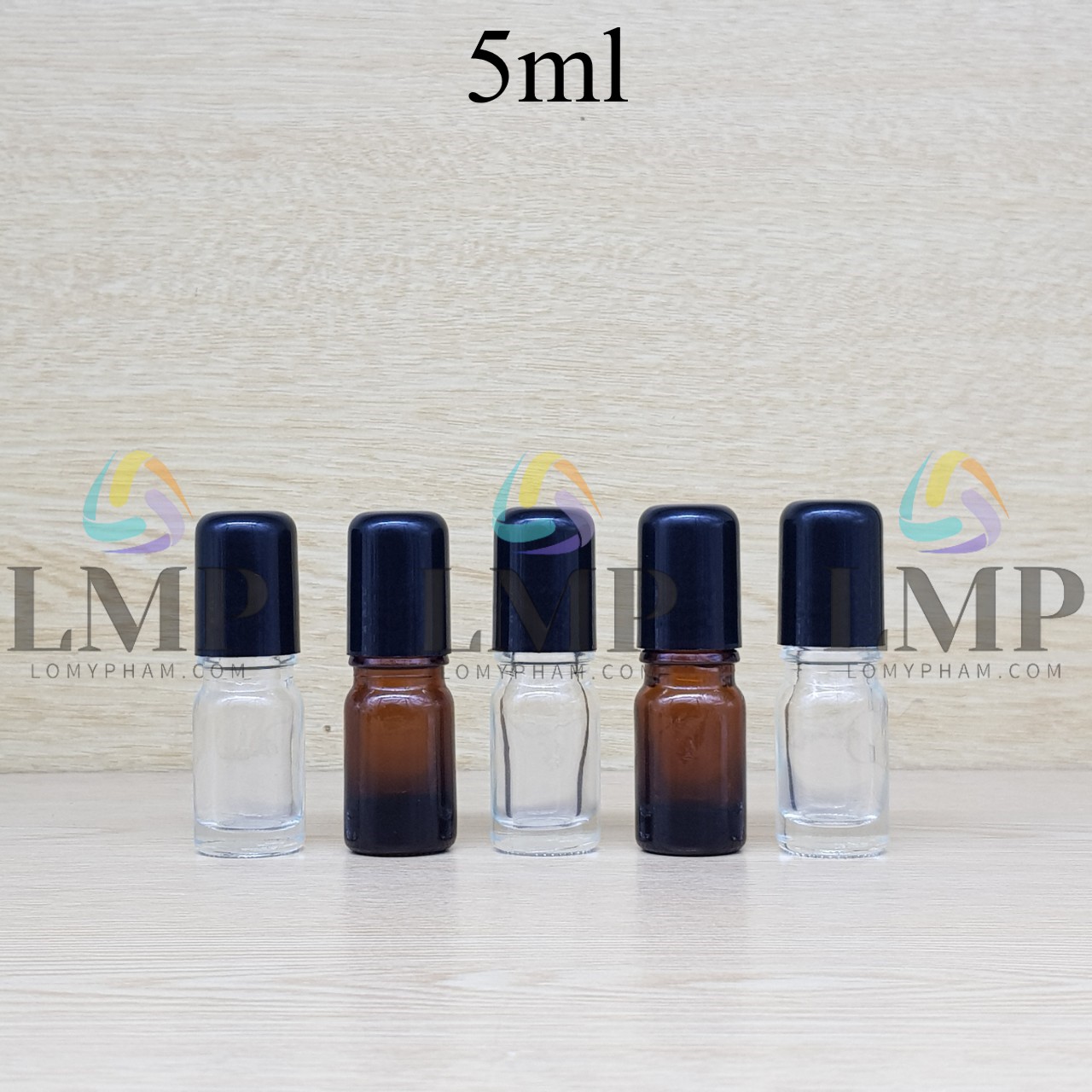 Chai tinh dầu nắp đen đầu bi lăn sắt 5ml