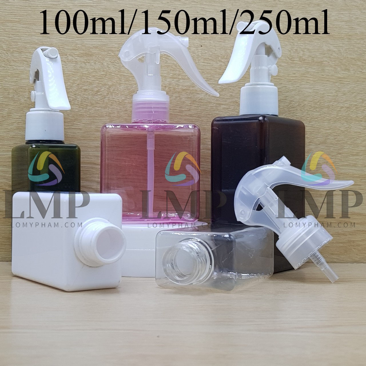 Chai lotion vuông đầu xịt kiếng có khóa