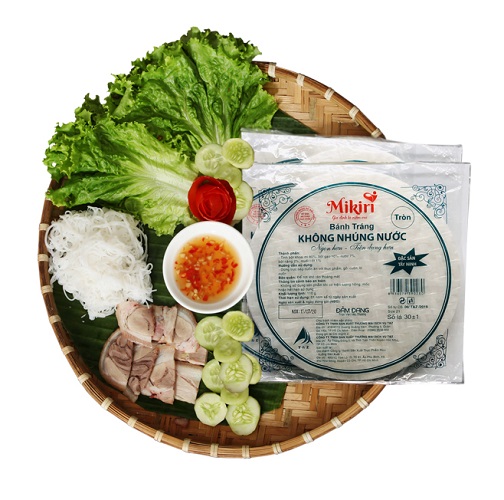 Bánh tráng Mikiri - Nguyên liệu cuốn tiện lợi trên bàn tiệc Banh-trang-tron-khong-nhung-nuoc-mikiri