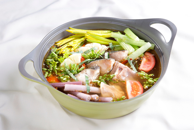 Cốt me tách hạt Mikiri - gia vị chua cho chị em nội trợ Canh-chua-nau-cot-me-mikiri
