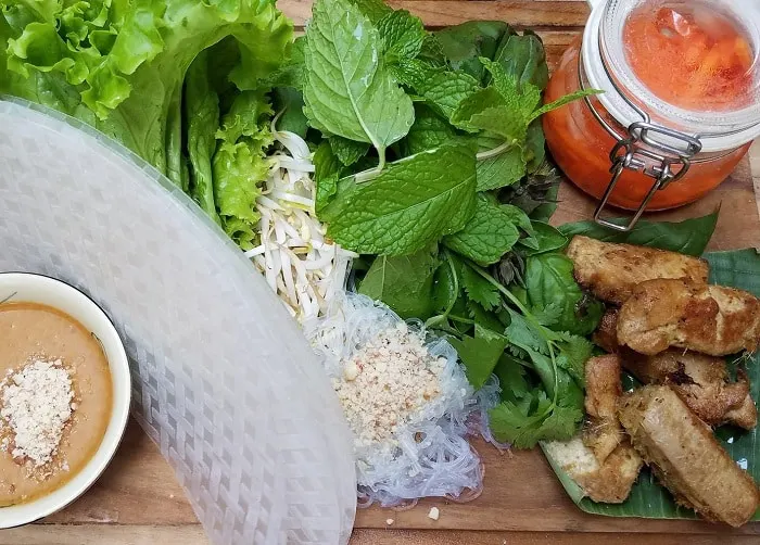 Bánh tráng Mikiri - Làm bánh tráng trộn tại nhà Tro-n