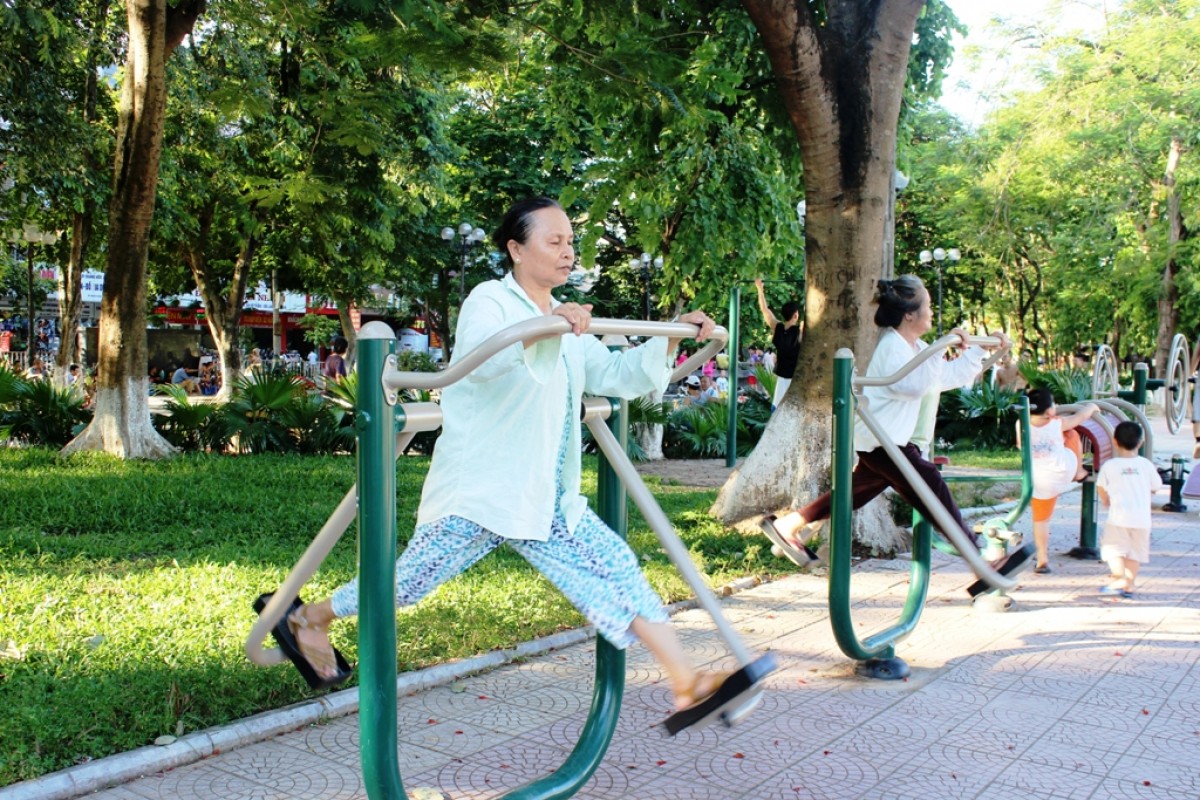Máy chạy bộ trên không có tác dụng gì?