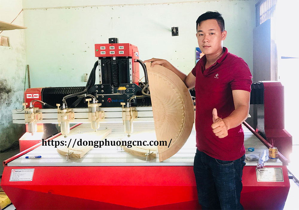 Máy CNC khắc gỗ công ty Đông Phương đem lại thu nhập khủng