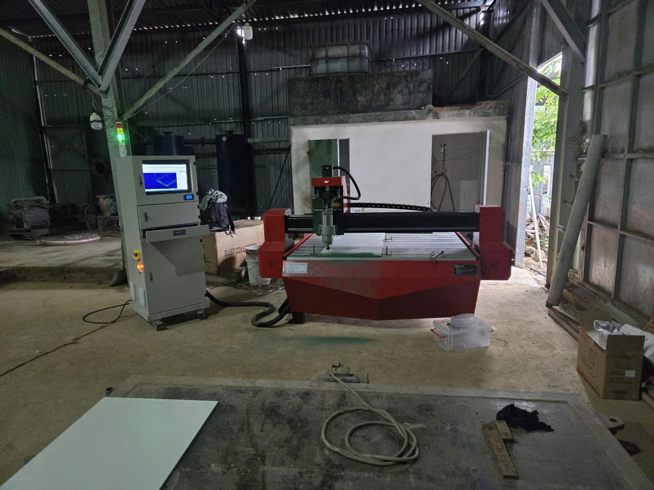 Bàn giao máy CNC gia công khuôn cổng nhôm đúc về Đà Nẵng