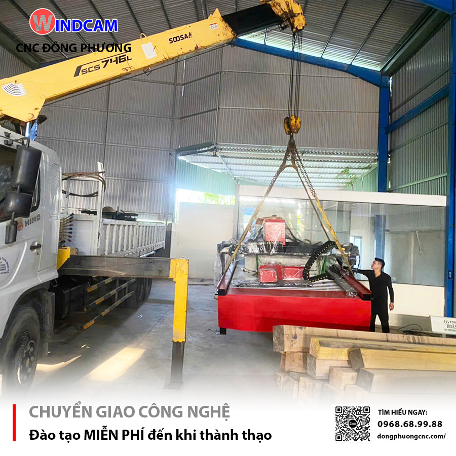 Giao máy đục CNC gỗ chi tiết hoa văn nhà cổ về Tiền Giang