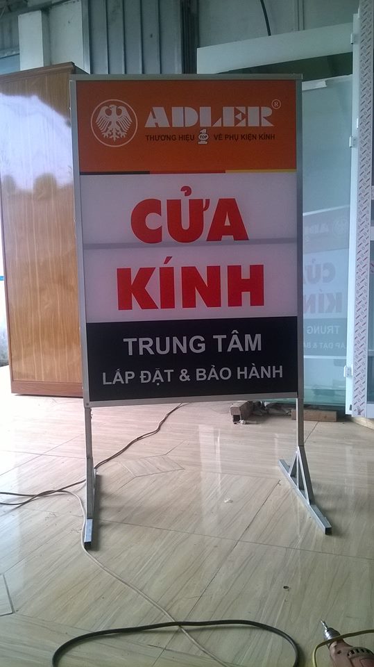 NHÔM KÍNH TRUNG NAM