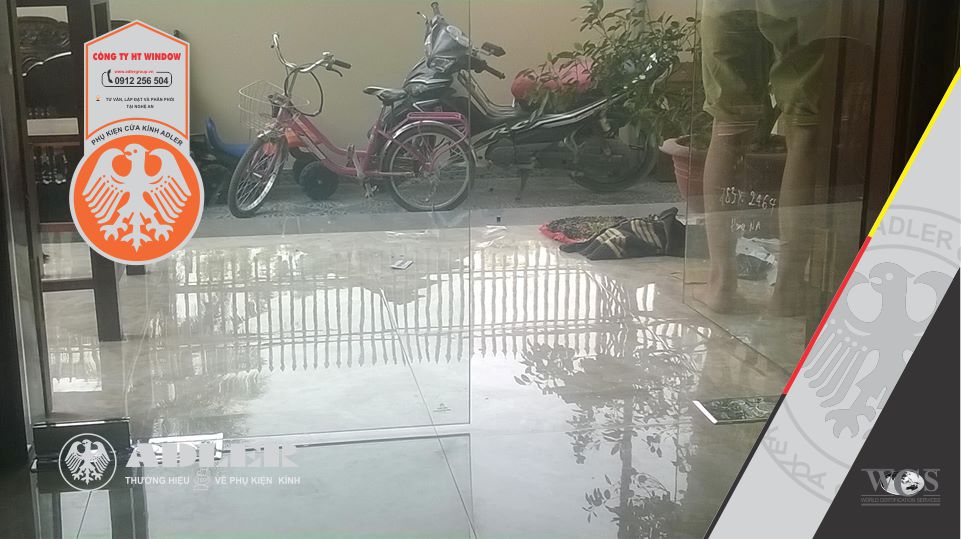 Cửa thủy lực