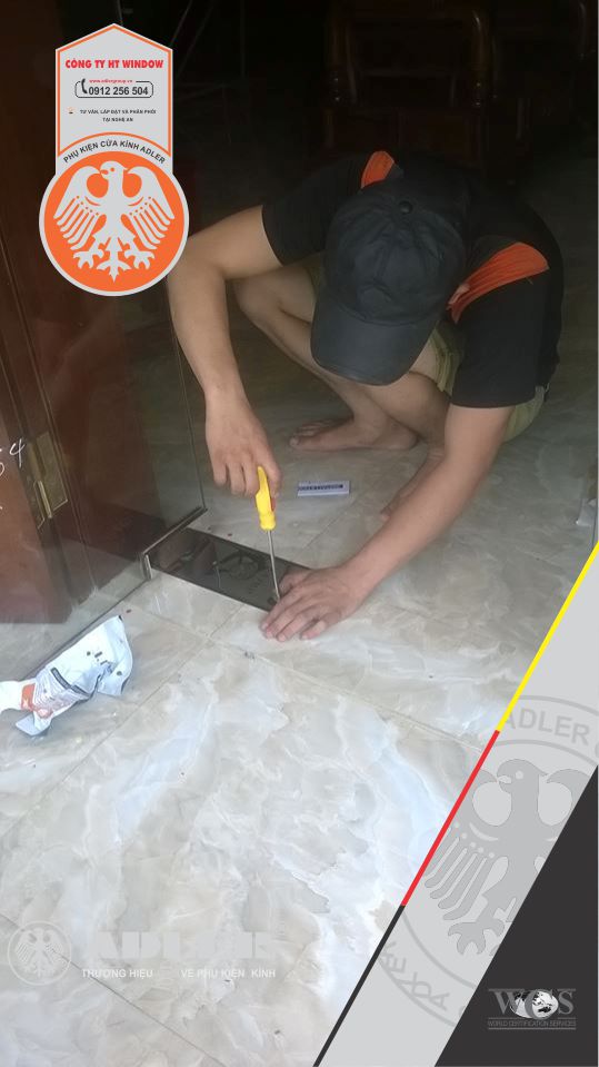 Cửa thủy lực
