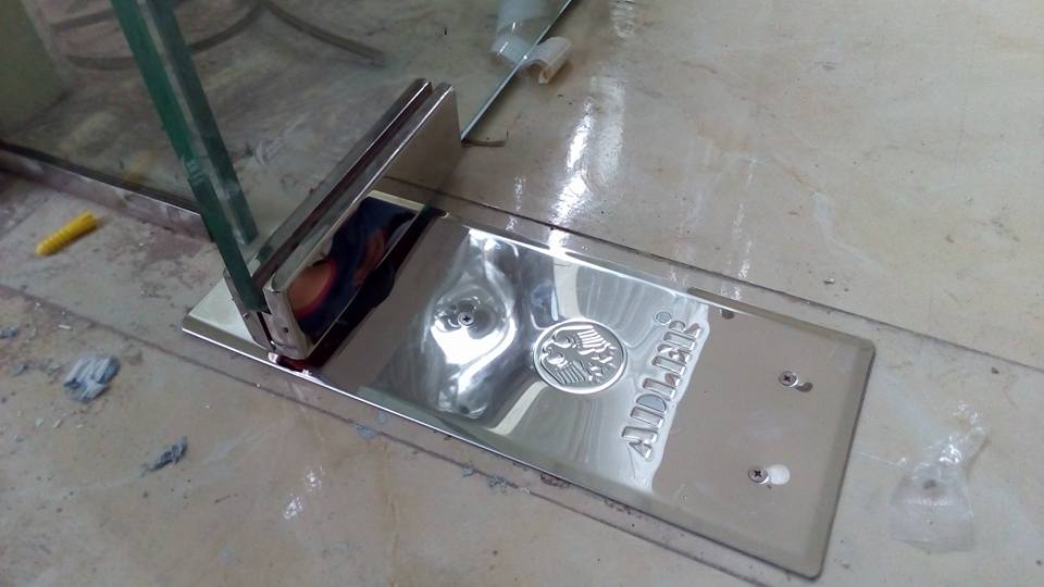 VÌ SAO CHỌN BẢN LỀ SÀN ADLER
