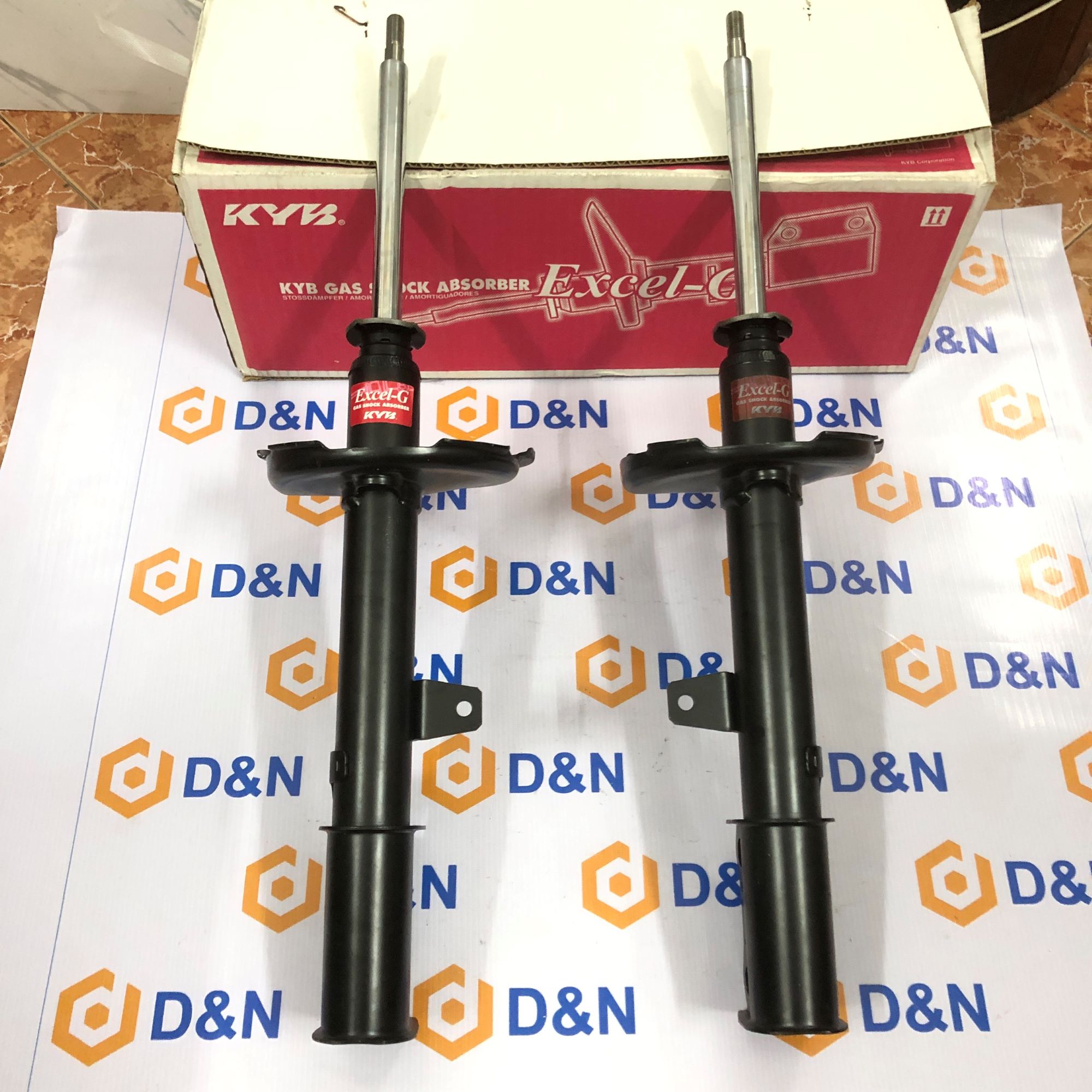 Giảm xóc sau, phuộc sau Toyota Venza 2008- 2013 4x2 | 48530-A9690, 48540-09880, kyb 339218, 339219