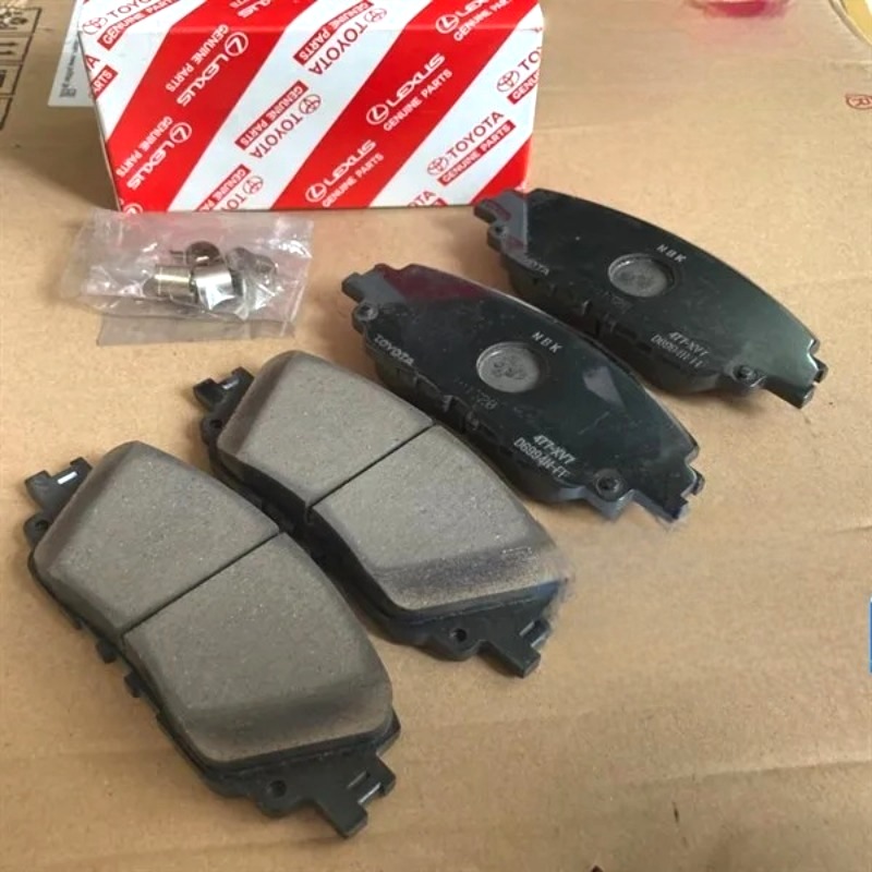 MÁ PHANH TRƯỚC COROLLA CROSS 2021-2025 | 04465-06160