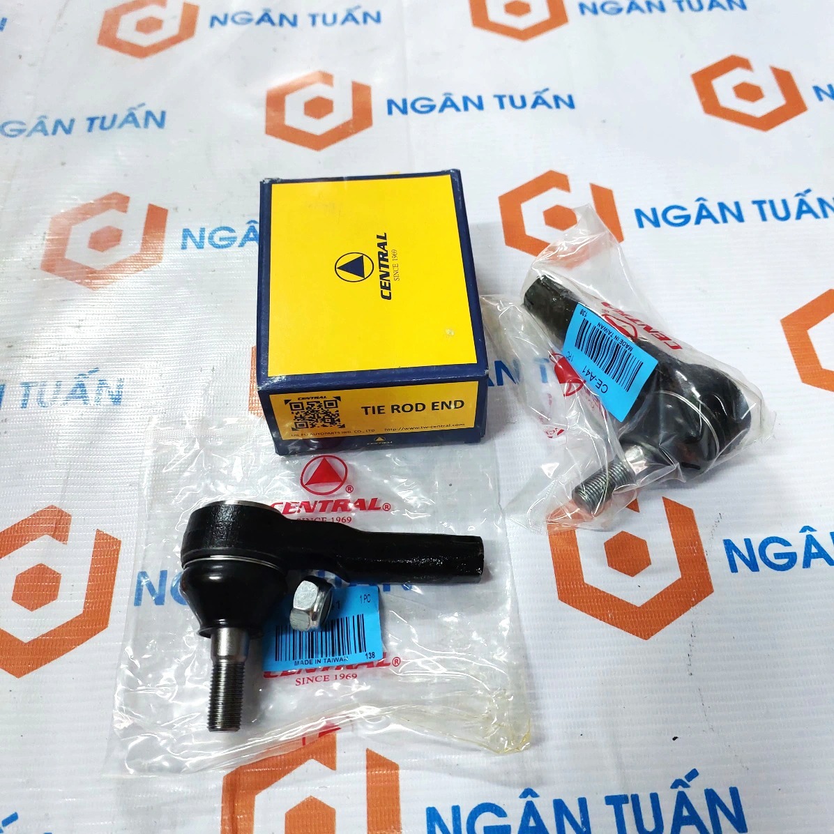 ROTIN LÁI NGOÀI MAZDA 323 1.6L [2001-2006]