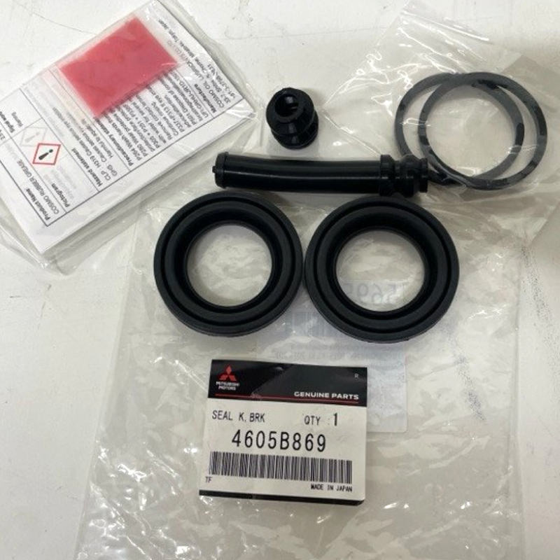 Cupen, chụp bụi phanh trước Mitsubishi Triton 2019-2025 | 4605B869