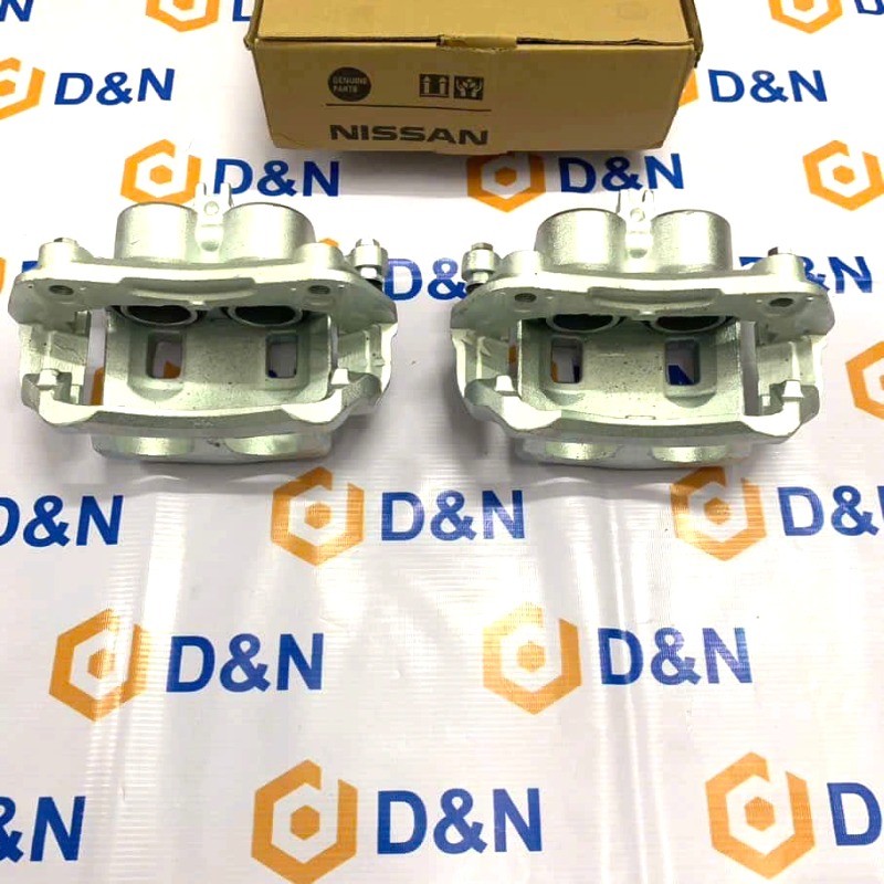 CỤM PHANH TRƯỚC NISSAN NAVARA [2010-2014]