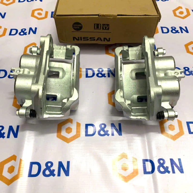 CỤM PHANH TRƯỚC NISSAN NAVARA [2010-2014]