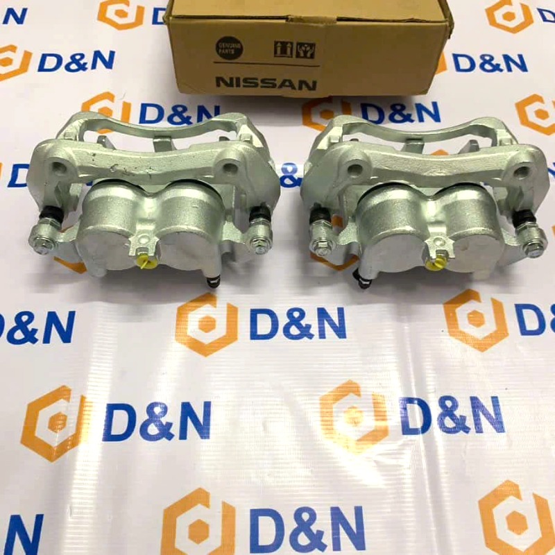 CỤM PHANH TRƯỚC NISSAN NAVARA [2010-2014]