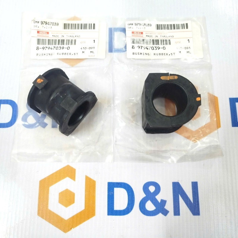 Cao su ốp cân bằng trước Isuzu Dmax, Mux 2012-2020 | 8-97947039-0