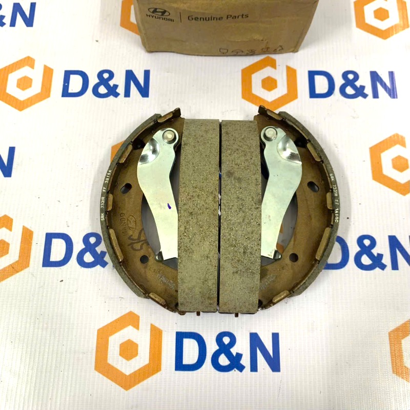 Má phanh sau Kia Rio 2011-, Soluto 2018-, Sonet 2020-2024 (chính hãng) | 58350-H9A00, 58305-3XA00, 58350-K6A00, 58350-K3A00, 58350-H8A00, 58350-CCA00, 58350-F3A00