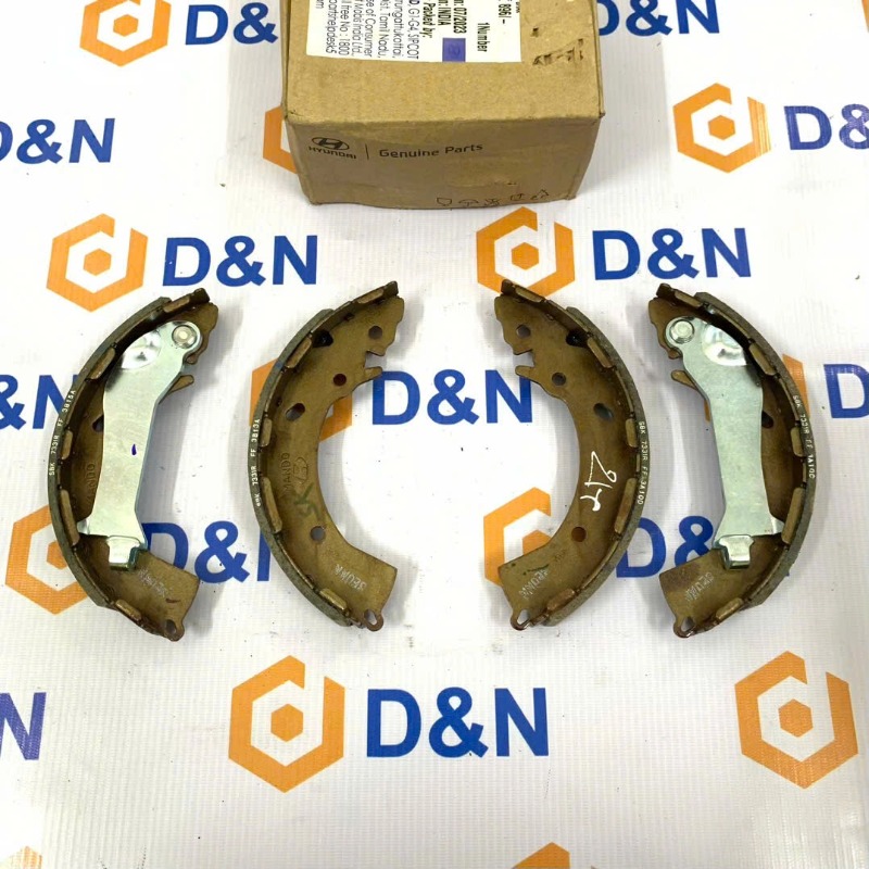 Má phanh sau Kia Rio 2011-, Soluto 2018-, Sonet 2020-2024 (chính hãng) | 58350-H9A00, 58305-3XA00, 58350-K6A00, 58350-K3A00, 58350-H8A00, 58350-CCA00, 58350-F3A00