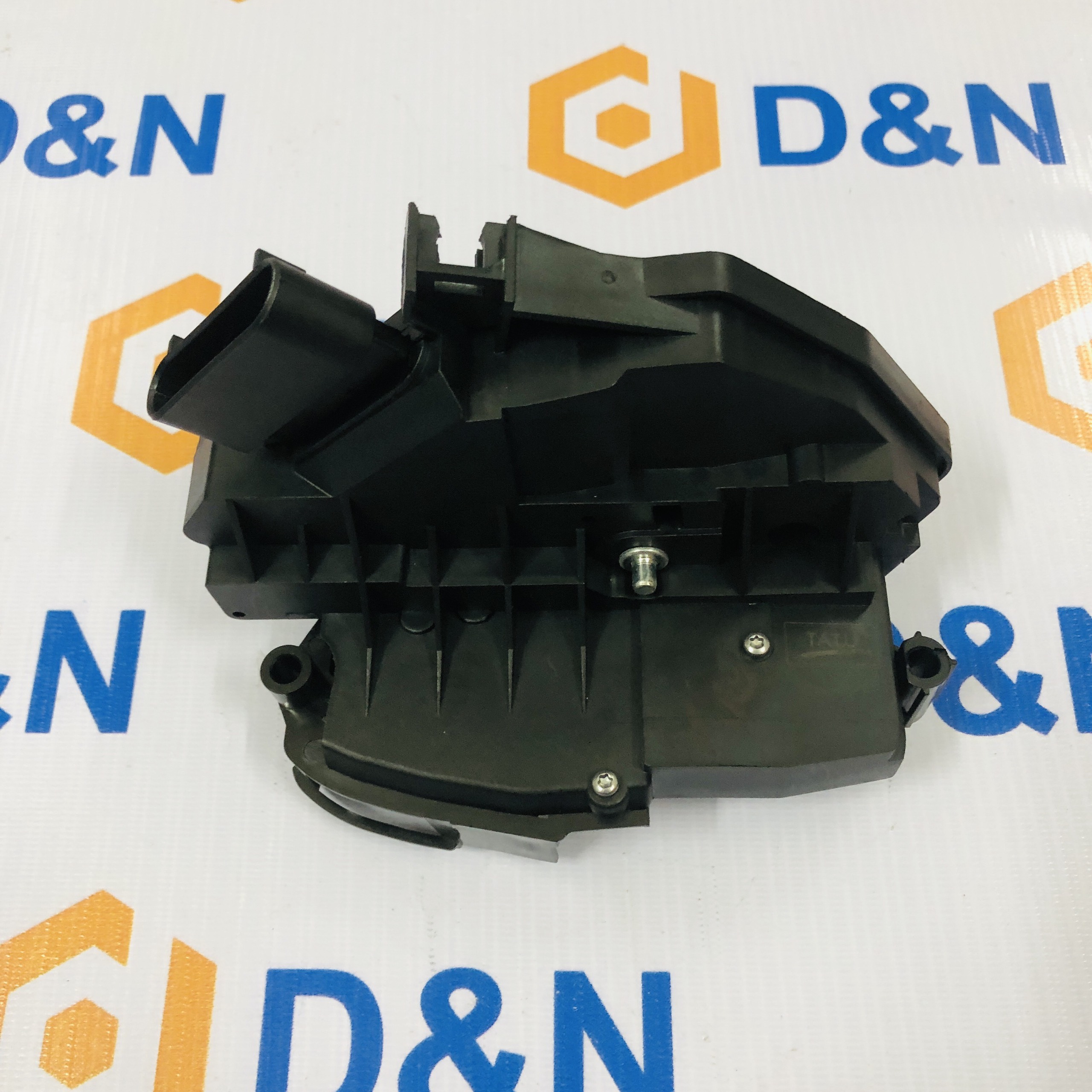 Ổ khóa ngậm cửa trước, sau Ford Ranger, BT50 2012-2021 | AB39A26413, AB39A26412, AB3Z5821812C, AB3Z5821813C
