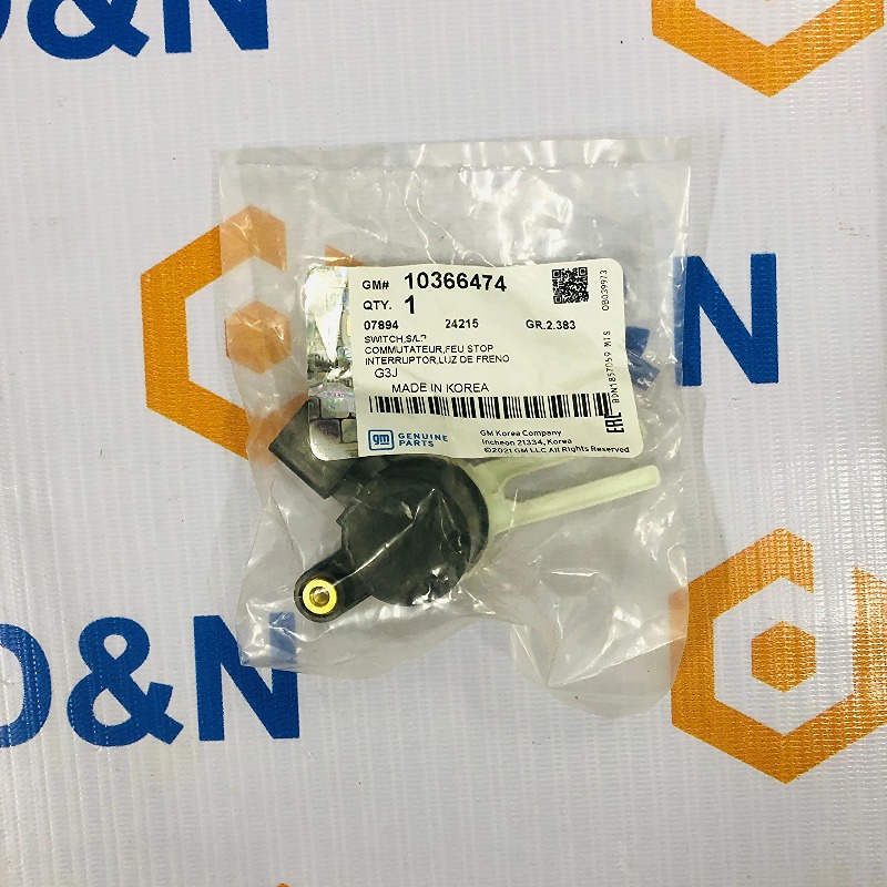 Cảm biến chân côn, công tắc chân côn Chevrolet Cruze, Lacetti 1.6 | 10366474