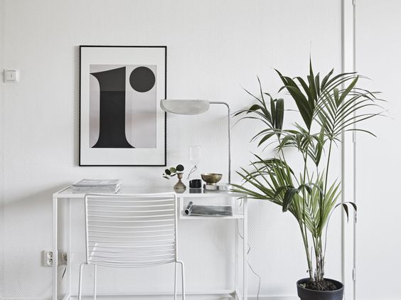 BÀN LAPTOP VITTSJÖ IKEA - TRẮNG