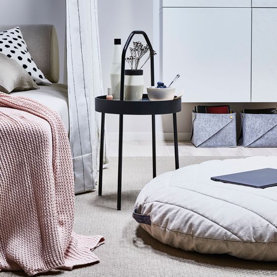 BÀN PHỤ BURVIK IKEA - ĐEN 38 cm