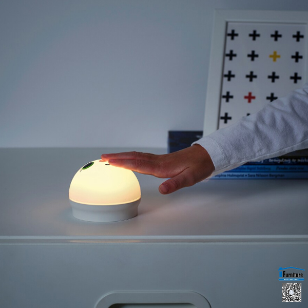 ĐÈN BÀN LED KORNSNÖ IKEA - Màu trắng/hình thỏ