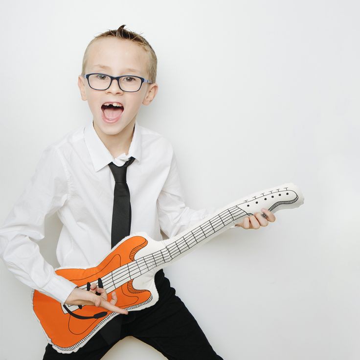 GỐI HÌNH ĐÀN THORINE IKEA