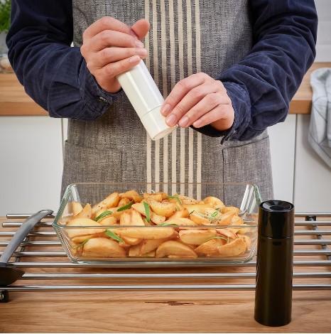 LỌ XAY GIA VỊ BARNASINNE IKEA - ĐEN / TRẮNG