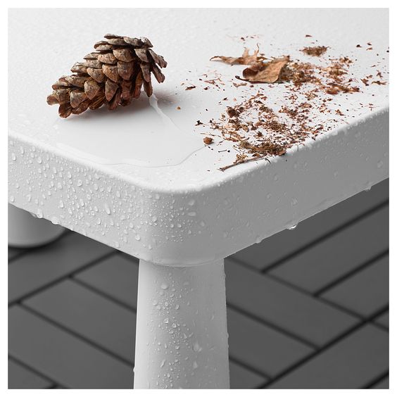 BÀN TRẺ EM MAMMUT IKEA - TRẮNG