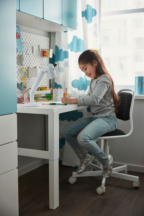 BÀN HỌC THÔNG MINH PÅHLL IKEA - TRẮNG 96x58 cm