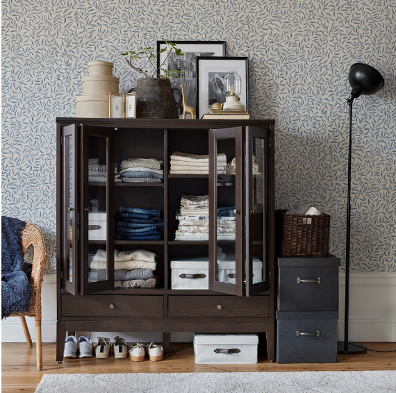 TỦ LƯU TRỮ CỬA CÁNH KÍNH IDANÄS IKEA - NÂU SẪM 121x50x135 cm
