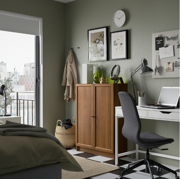 TỦ SÁCH CÓ CỬA BILLY / OXBERG IKEA - NÂU 80x30x106 cm