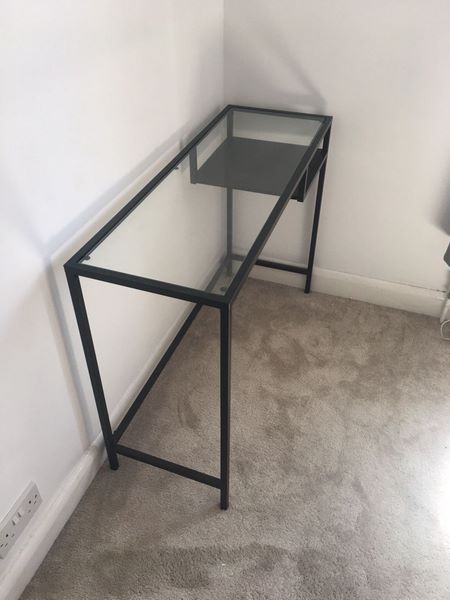 BÀN LAPTOP VITTSJÖ IKEA - Đen Nâu