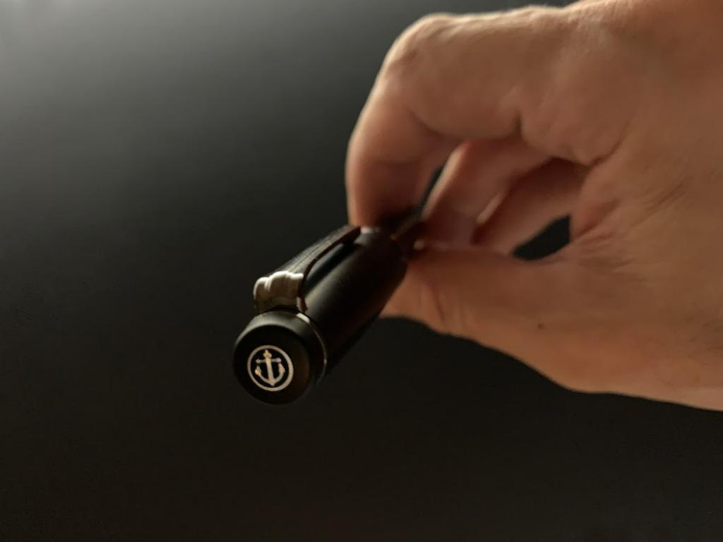 BÚT BI IMPERIAL BLACK BALLPOINT PEN 16-1028