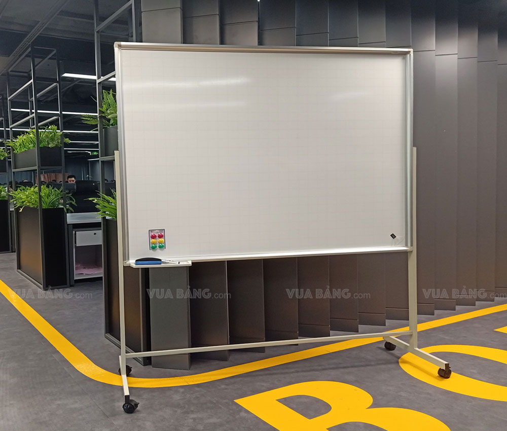 Bảng Từ Trắng Có Chân Di Động