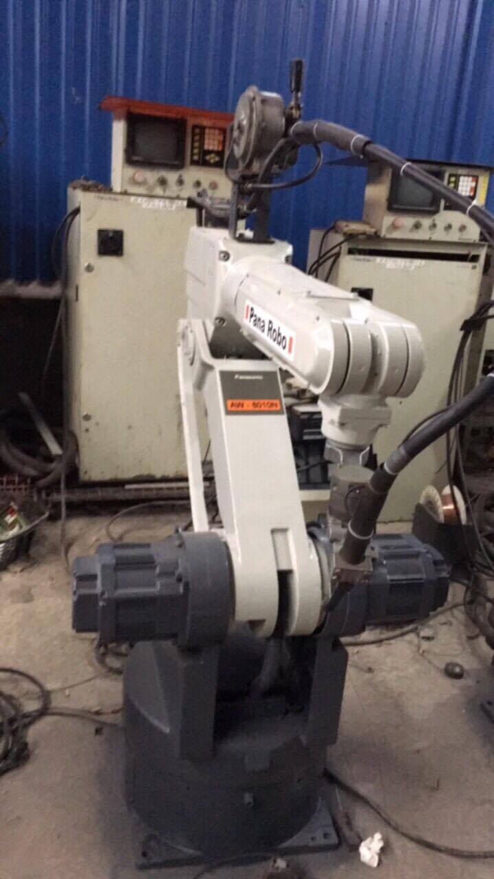 Robot hàn VR-006 Panasonic