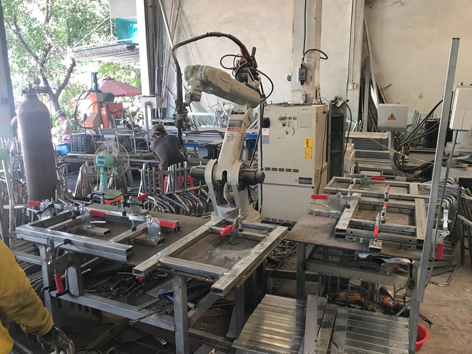 TẠI SAO NÊN MUA VÀ SỬ DỤNG ROBOT HÀN NHẬT BÃI???