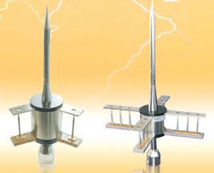 Một số lắp đặt cột thu lôi chống sét Một số lắp đặt cột thu lôi chống sét