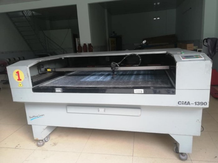 Lựa chọn máy cắt laser giá rẻ, nên hay không?