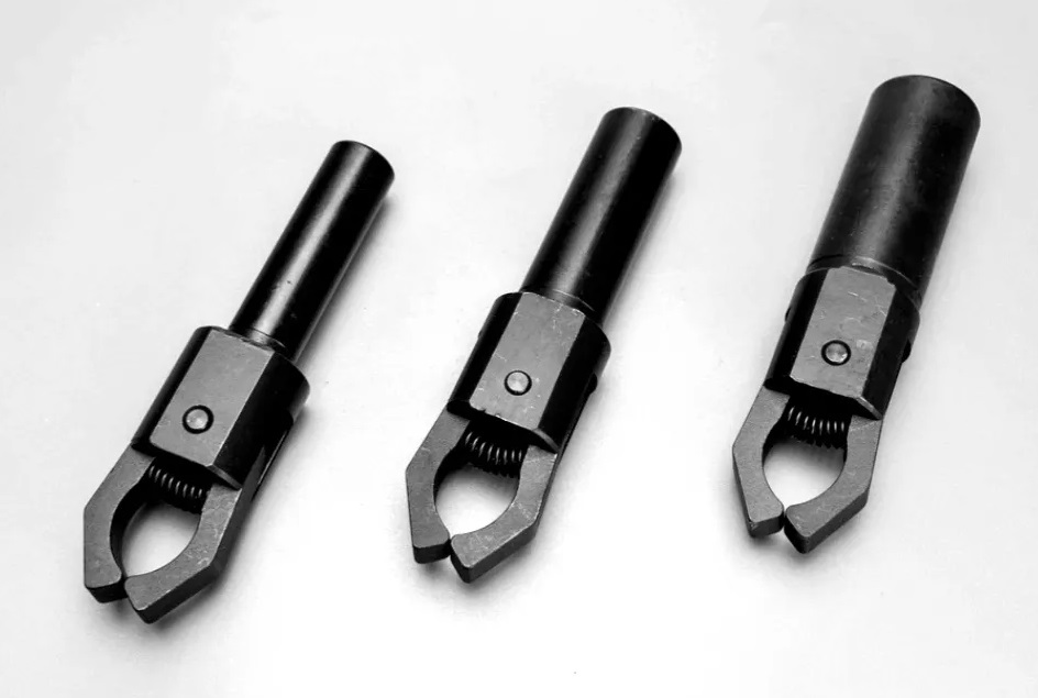 Tay gắp phôi máy tiện CNC tiên tiến cho sản xuất hiệu quả