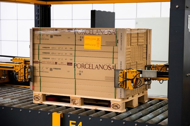 Máy đóng đai Pallet: Đóng gói và vận chuyển hiệu quả vượt trội