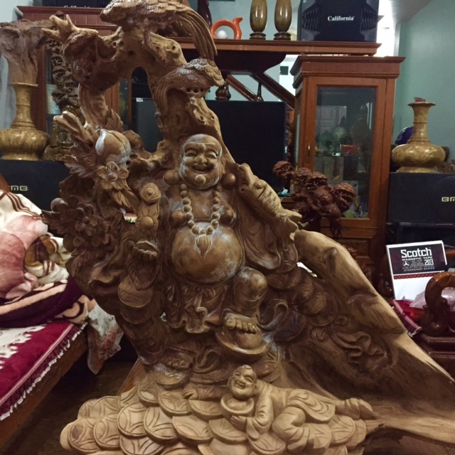 TƯỢNG DI LẶC VÁC CÀNH ĐÀO (M: DL77)