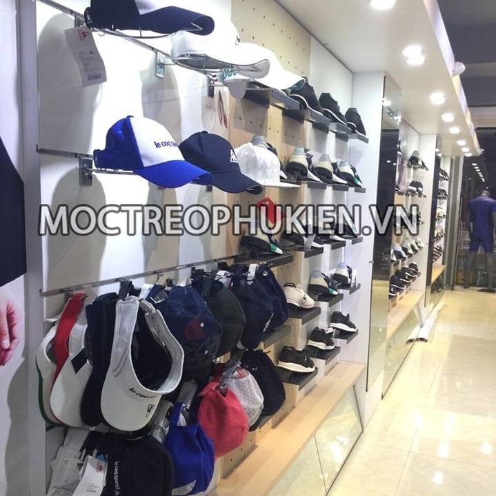 Địa chỉ cung cấp móc treo mũ nón cho cửa hàng tại Hà Nội