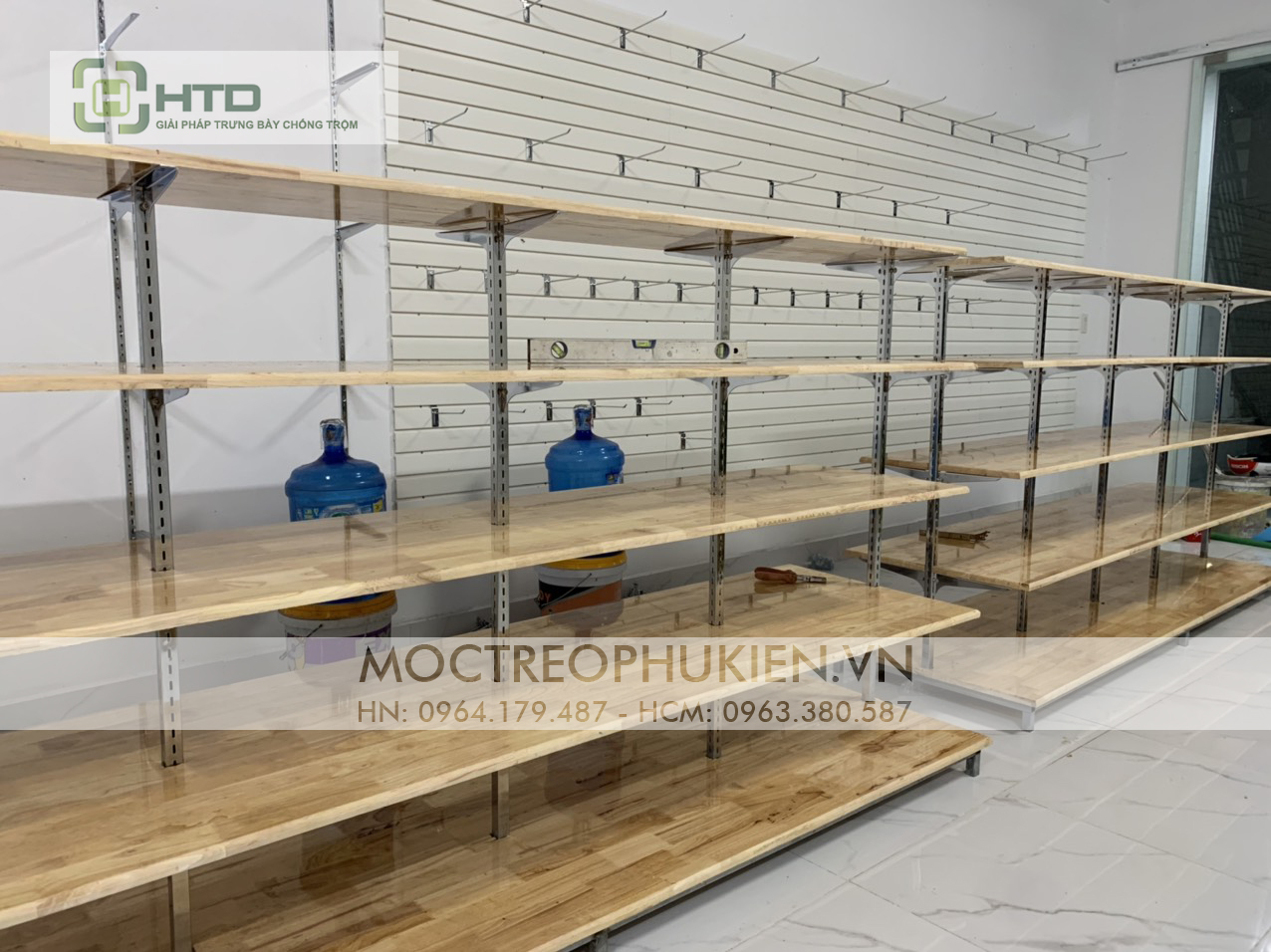 Lựa chọn và sử dụng kệ trưng bày hàng hóa đúng cách