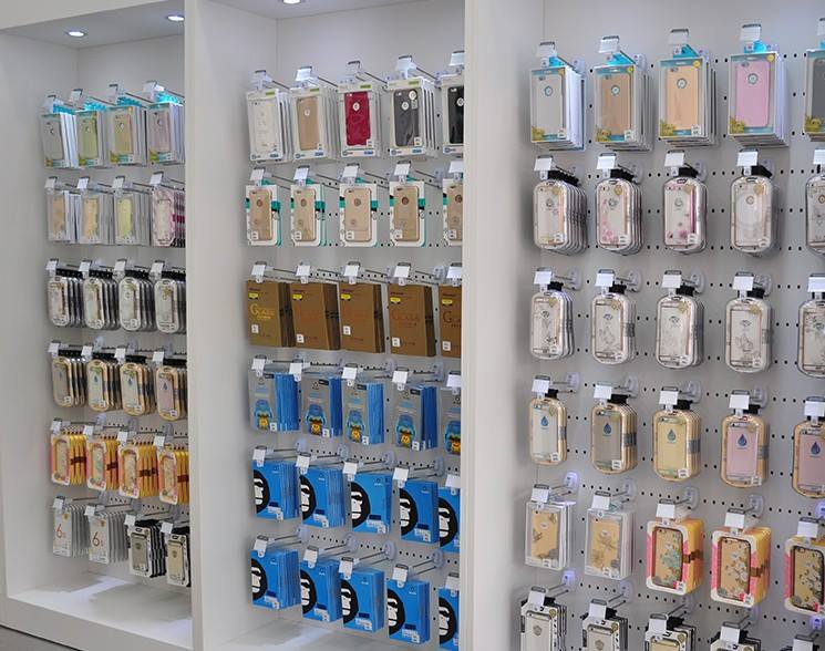 Tấm lỗ cài móc treo hàng và các dòng móc treo kết hợp cùng