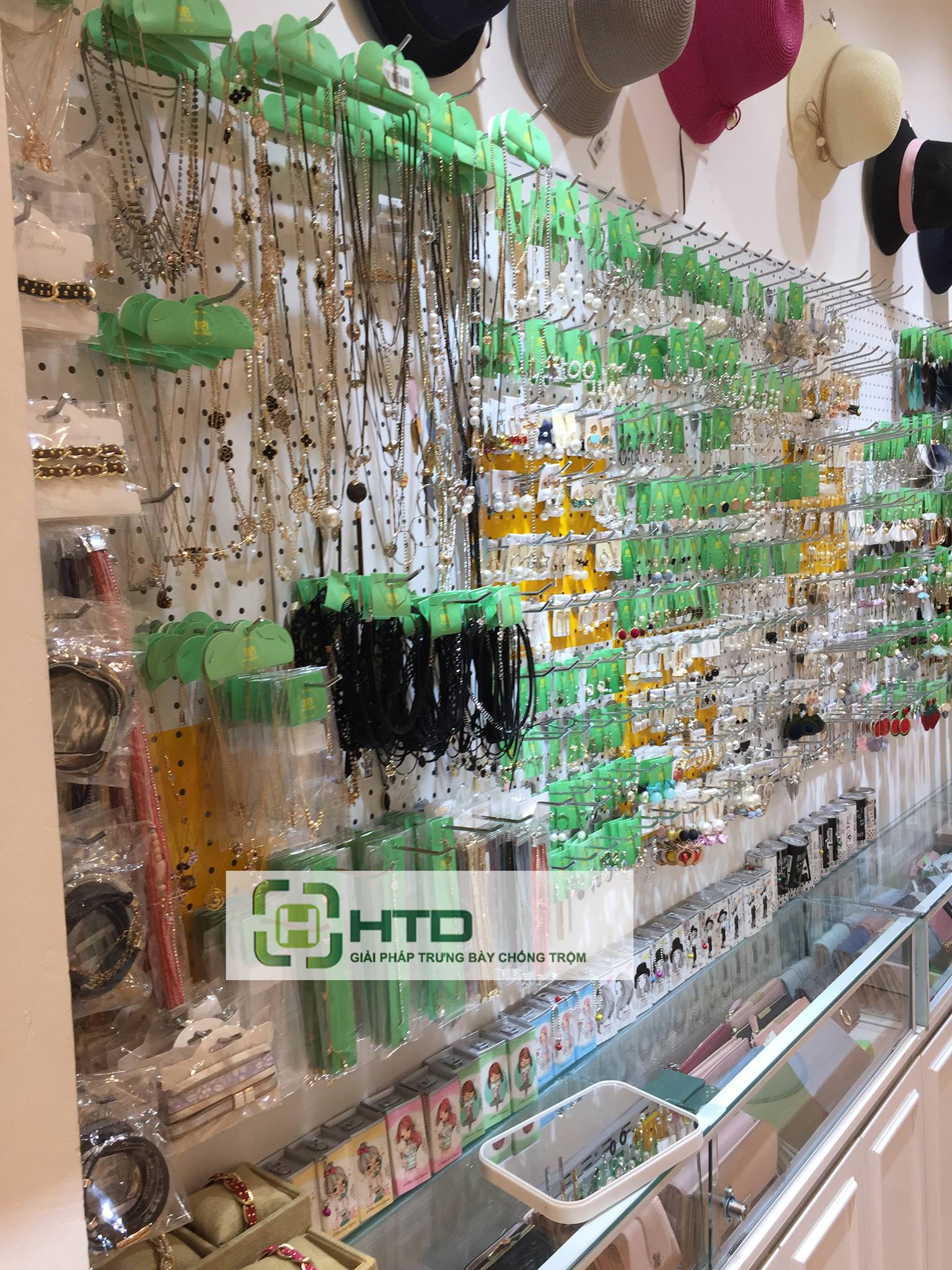 tấm lỗ