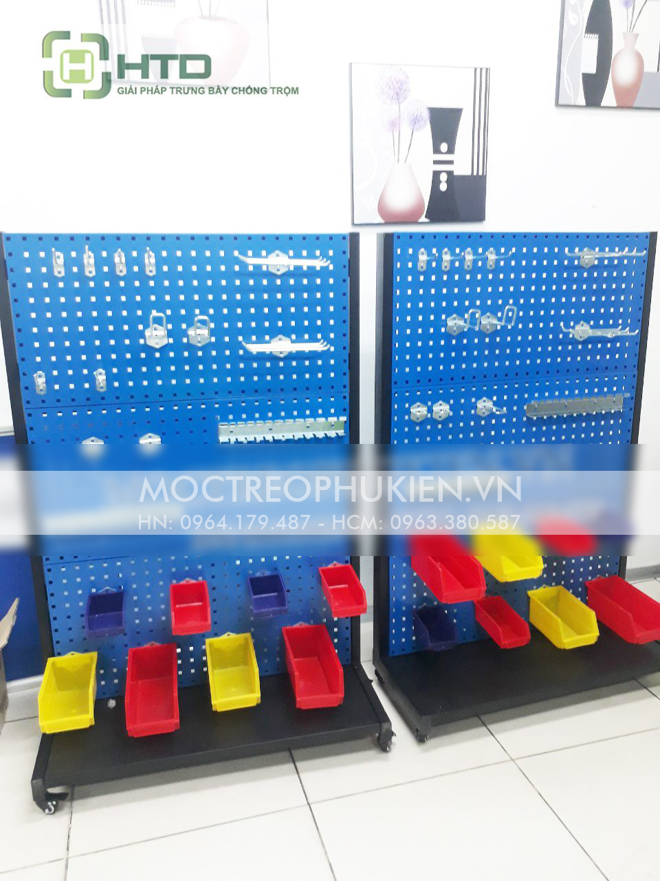 kệ treo dụng cụ