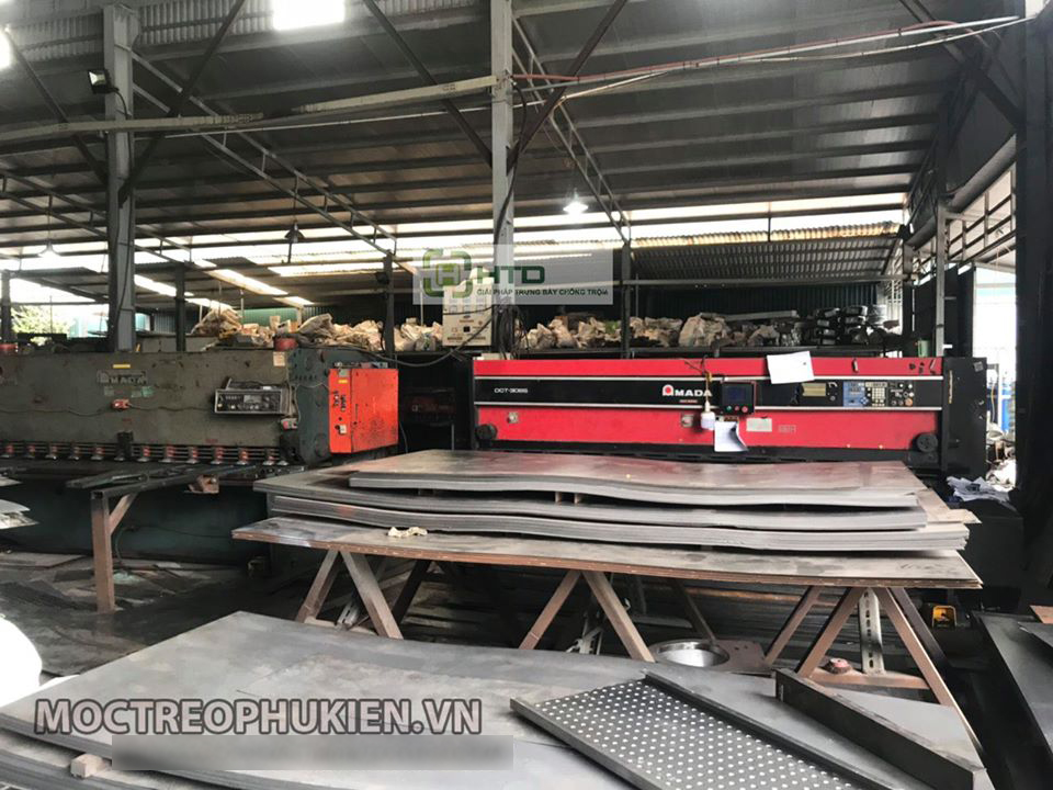 bảng treo dụng cụ